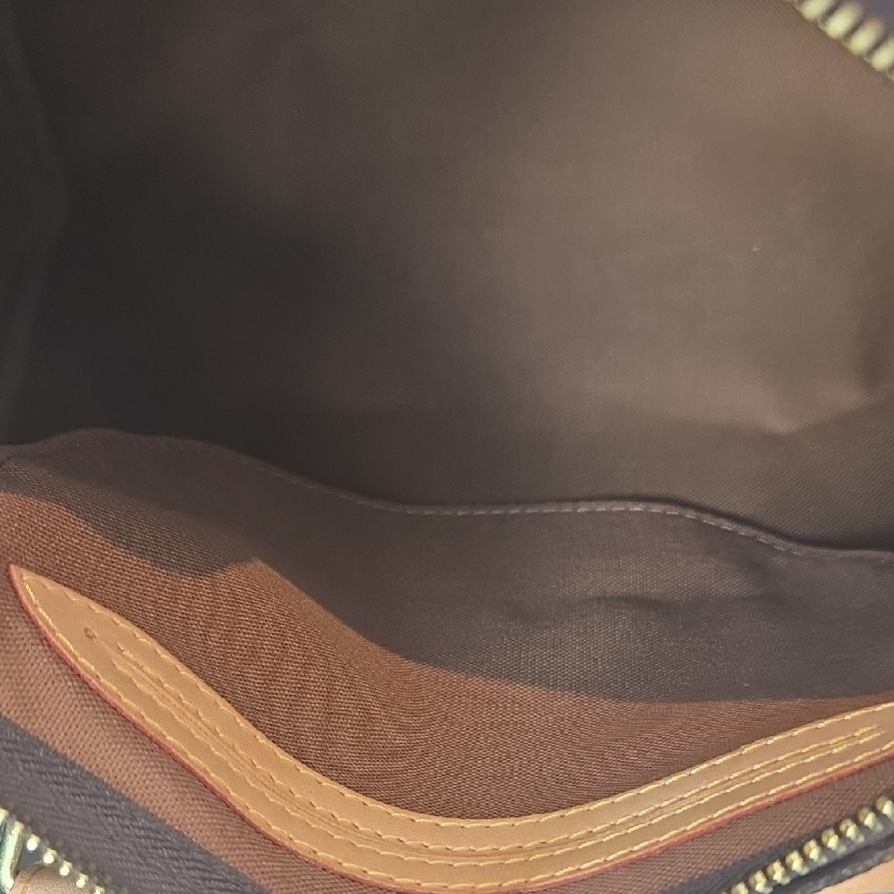 Louis Vuitton Speedy 25 with keys, box & dust bag.  Excellent Condition! - Picture 9 of 16
